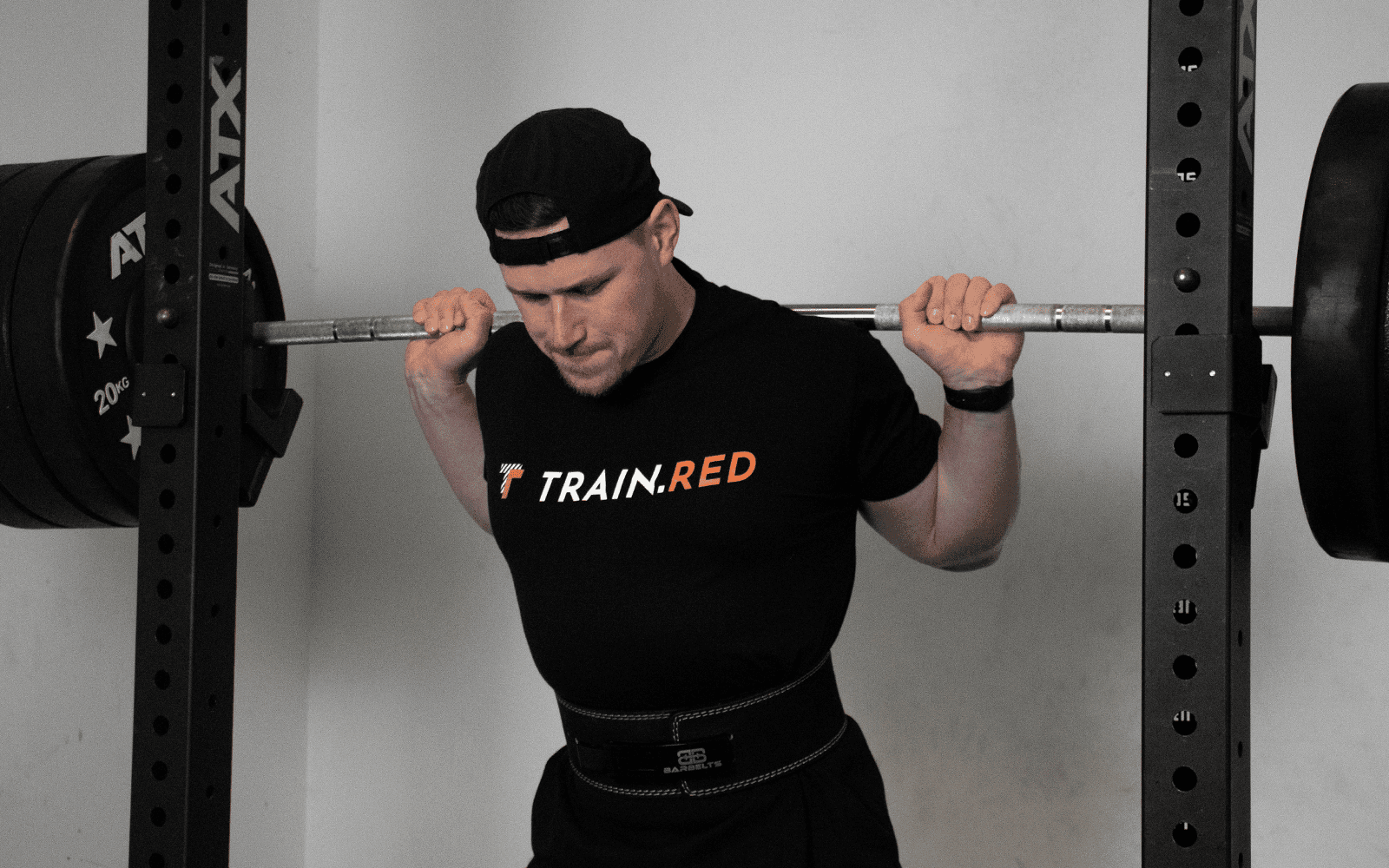 Beginner’s Guide EP3: Using Train.Red app to guide your squat training - Train.Red